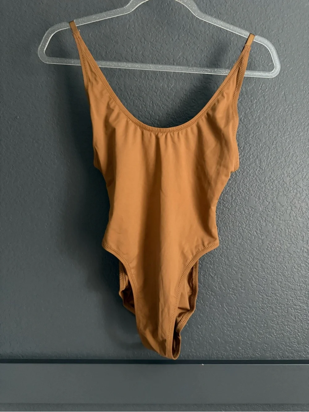 SKIMS • NWT Scoop Neck One-Piece Swimsuit in almond brown XS
